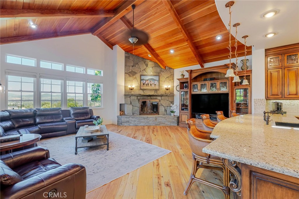 Valencia, California, 91381, United States, 6 Bedrooms Bedrooms, ,11 BathroomsBathrooms,Residential,Active,2007663