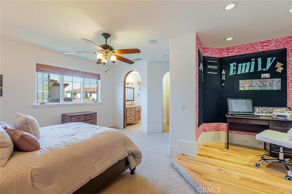 Valencia, California, 91381, United States, 6 Bedrooms Bedrooms, ,11 BathroomsBathrooms,Residential,Active,2007663