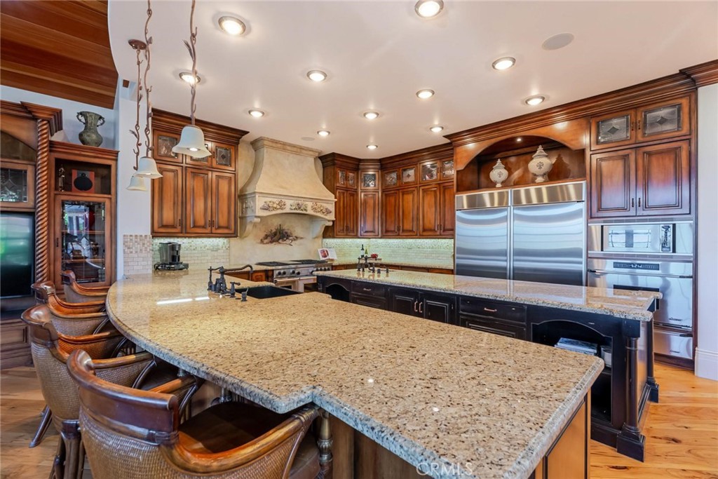 Valencia, California, 91381, United States, 6 Bedrooms Bedrooms, ,11 BathroomsBathrooms,Residential,Active,2007663