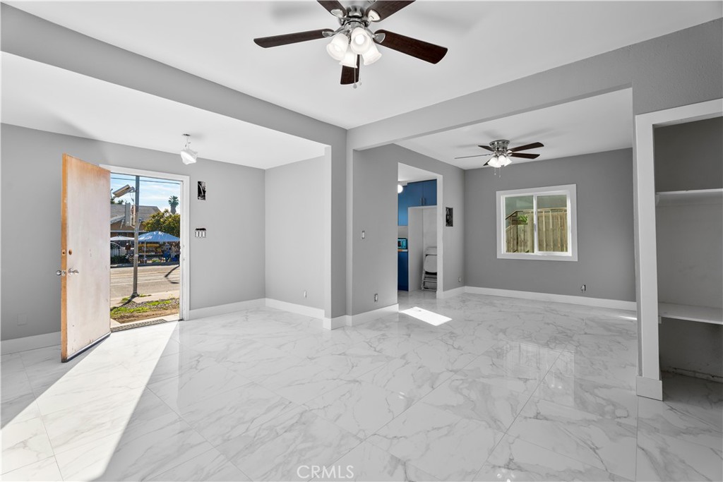 1257 W Vernon