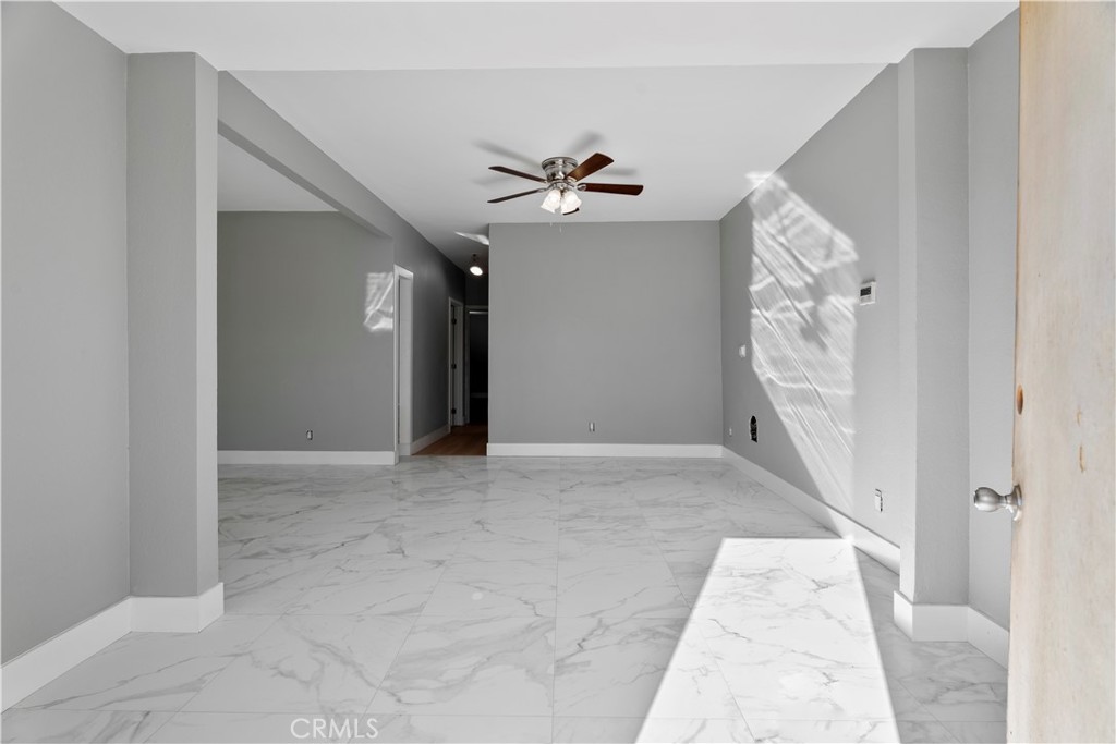 1257 W Vernon