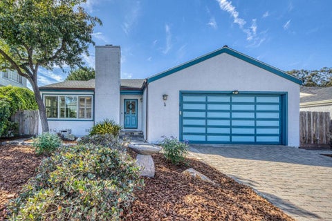 Photo of 4 Primrose Circle, Seaside, CA 93955 (MLS # ML82062631)