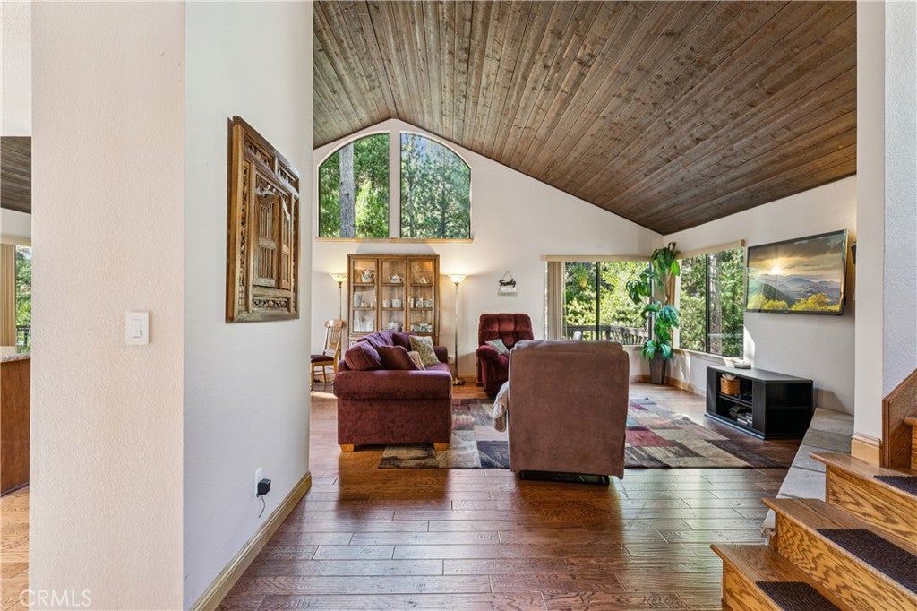 557 Brentwood