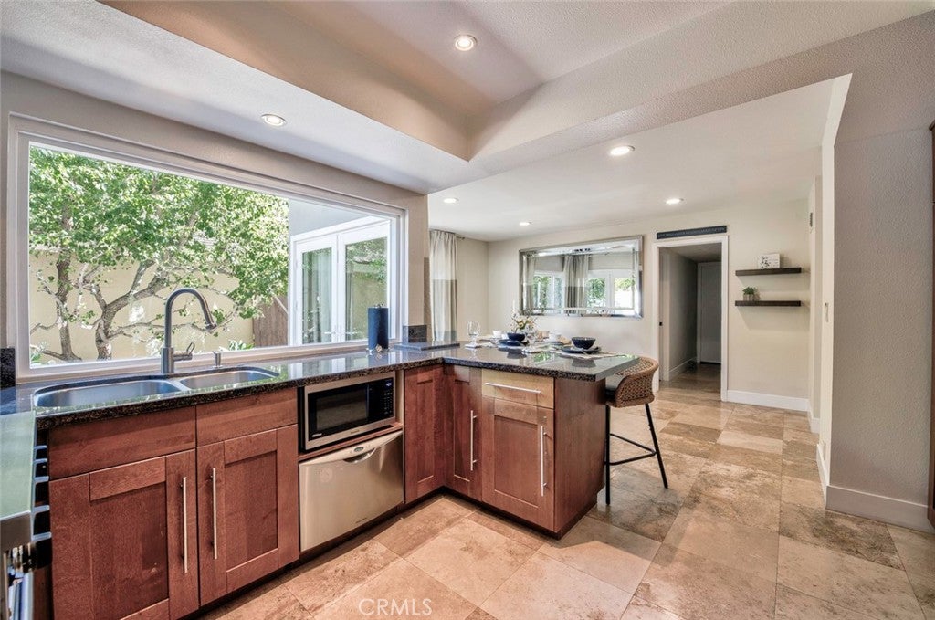 5031 Corkwood, Irvine CA 92612 - Photo 11
