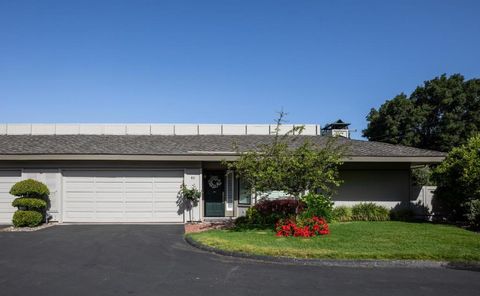 Photo of 63 Bay Tree Lane, Los Altos, CA 94022 (MLS # ML82044533)