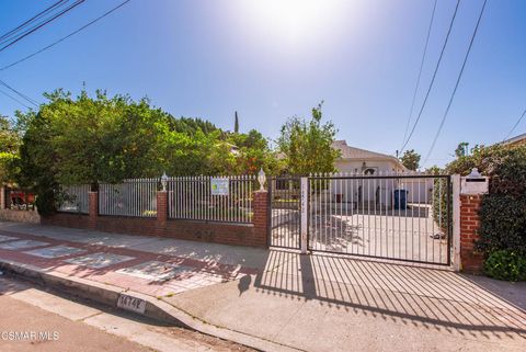 Photo of 14742 Cohasset Street, Van Nuys, CA 91405 (MLS # 226000276)