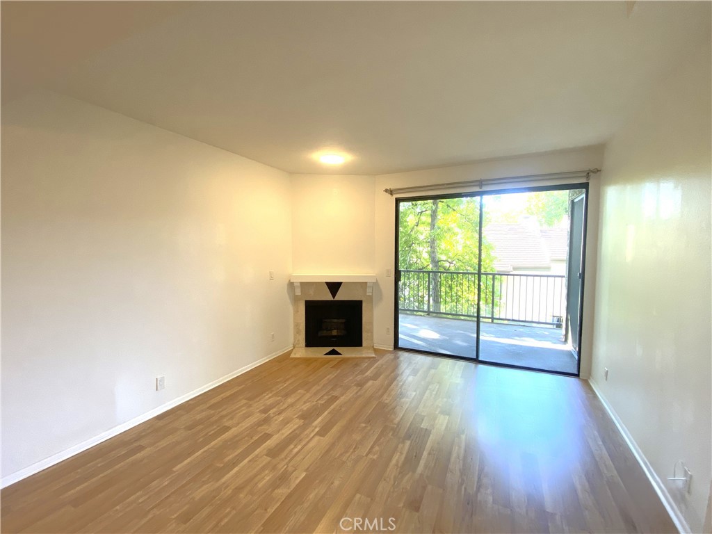 330 330 Cordova Street 261