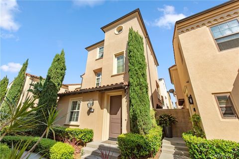 Photo of 86 Strawberry, Irvine, CA 92620 (MLS # OC26117664)
