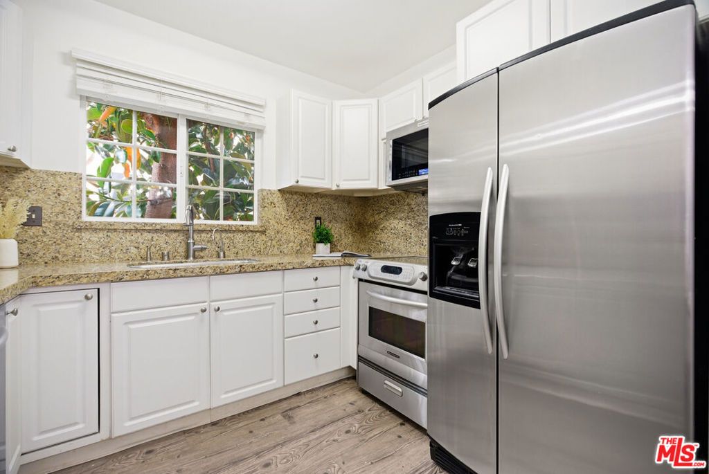 Photo of 1337 Berkeley Street #6, Santa Monica, CA 90404 (MLS # 26654917)