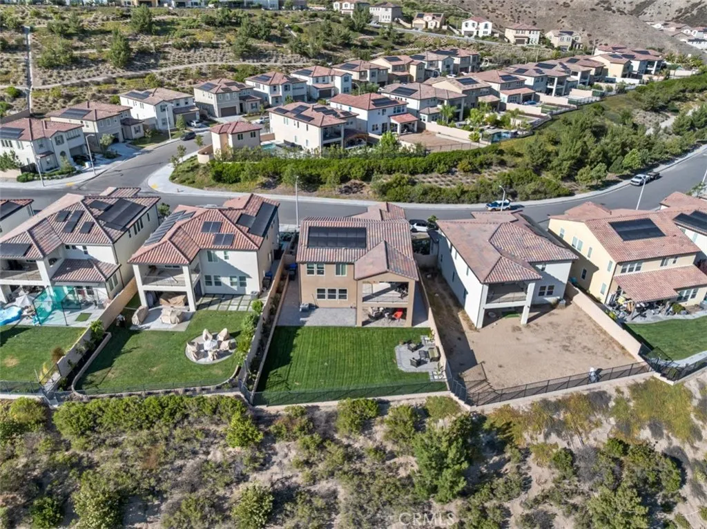 Saugus, California 91350, United States, 5 Bedrooms Bedrooms, ,3 BathroomsBathrooms,Residential,Active,223466