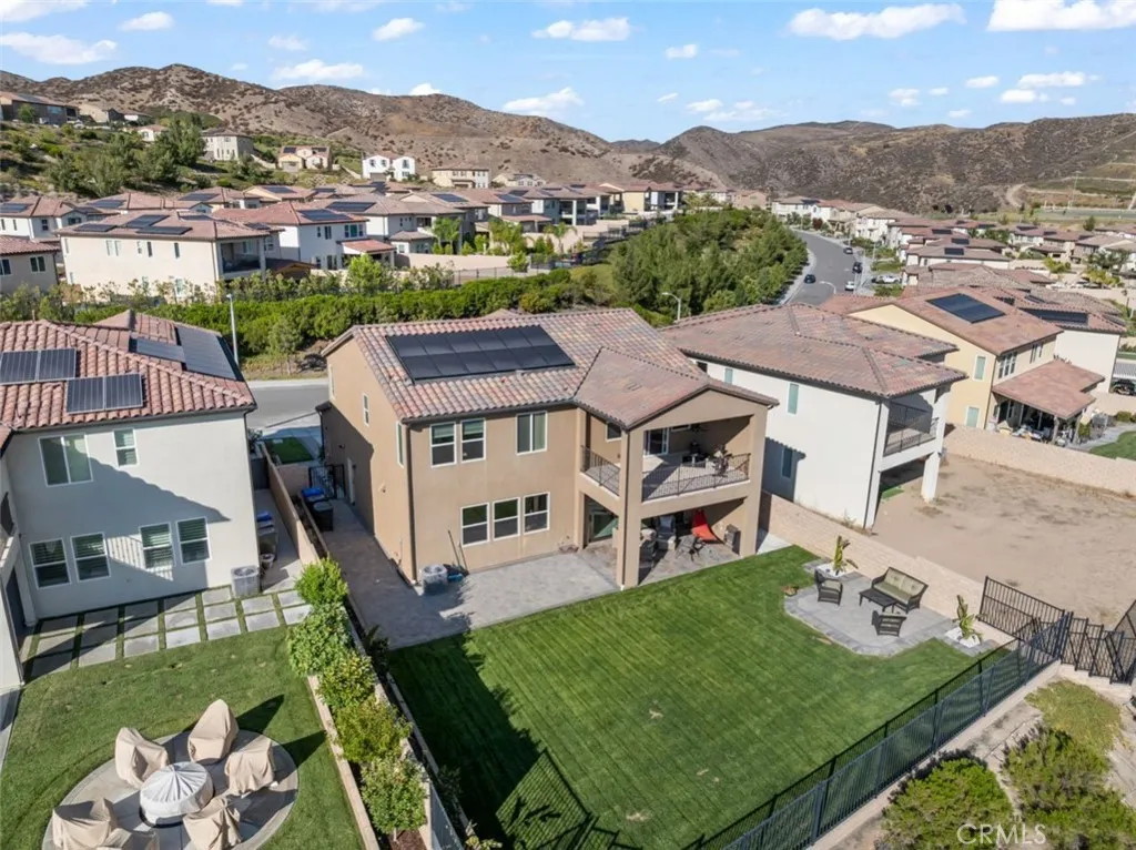 Saugus, California 91350, United States, 5 Bedrooms Bedrooms, ,3 BathroomsBathrooms,Residential,Active,223466