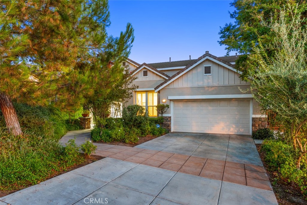 35793 Abelia St.