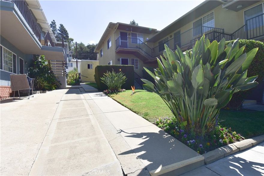 Experience comfortable living in the heart of Glendale—just steps from Glendale Community College! Perfectly located for convenience, you’ll be only 3 minutes from the 2 Freeway, 5 minutes from the 134, 10 minutes to Pasadena, and just 15 minutes from Downtown LA.



This beautifully updated unit blends modern comfort with classic charm. Featuring two spacious bedrooms and refinished hardwood floors throughout, it offers warmth, style, and functionality. Freshly painted interiors create a bright, clean atmosphere, while the scenic mountain views add a peaceful touch to your everyday routine.



Enjoy the added convenience of in-unit washer/dryer hookups and a private 1-car garage for secure parking or additional storage. The prime location places you near schools, shops, restaurants, and entertainment, with easy access to public transportation and major freeways.



Don’t miss this opportunity to make this inviting Glendale apartment your new home—schedule a showing today!