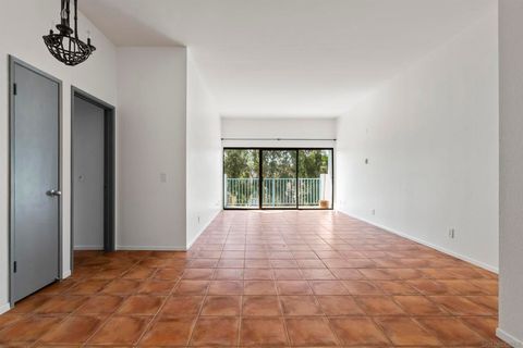 Photo of 8328 Regents Rd Rd #3G, San Diego, CA 92122 (MLS # 260008816SD)