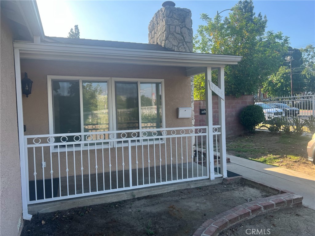 Welcome to 9055 Rathburn Ave, a spacious 3-bedroom, 2-bathroom home perfectly situated in a highly desirable Northridge neighborhood. Directly across the street from CSUN, this home offers both convenience and comfort. Inside, you’ll find a bright and open layout with a washer, dryer, and refrigerator included for your ease. Water is also included in the rent, making this property a great value. The home sits on a generous lot with a large front yard, complete with a beautiful shade tree and grassy area—perfect for relaxing or entertaining. Parking is never an issue, with plenty of space available in the front and behind the property. Don’t miss the opportunity to lease this ideally located home, offering comfort, charm, and convenience in one of Northridge’s most sought-after areas.