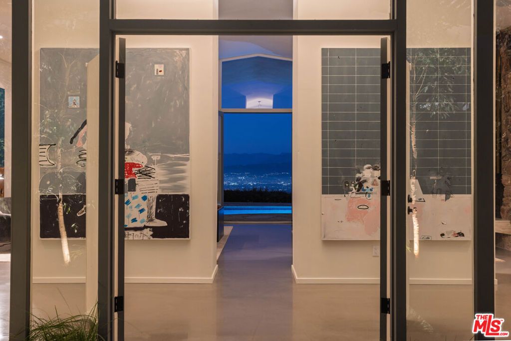 Photo of 8559 Edwin Drive, Los Angeles, CA 90046 (MLS # 26639251)