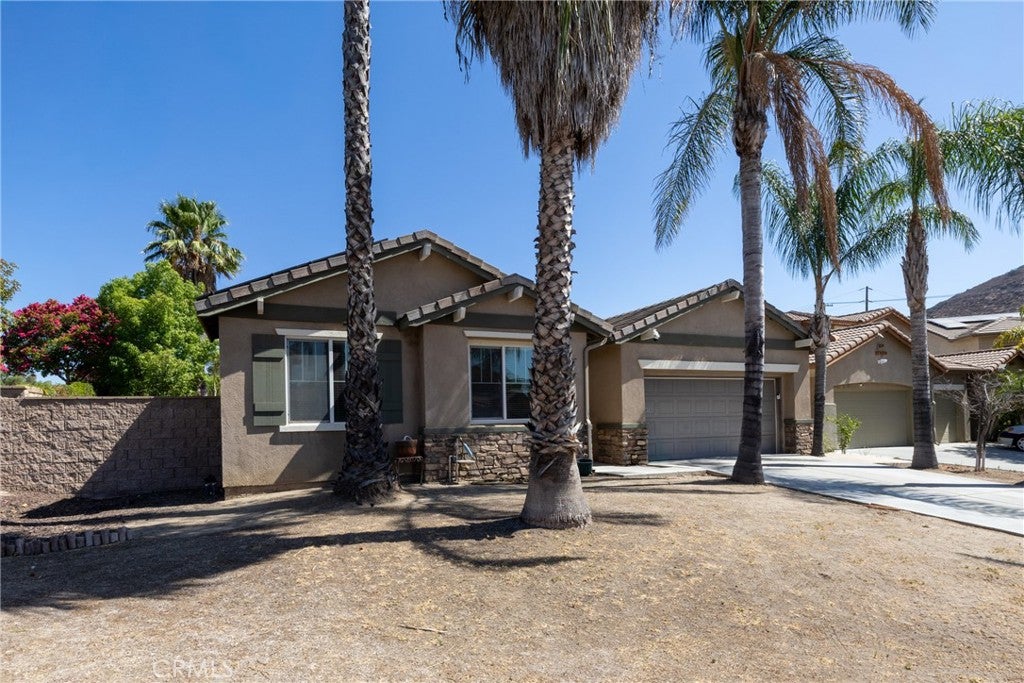 14855 Noblewood