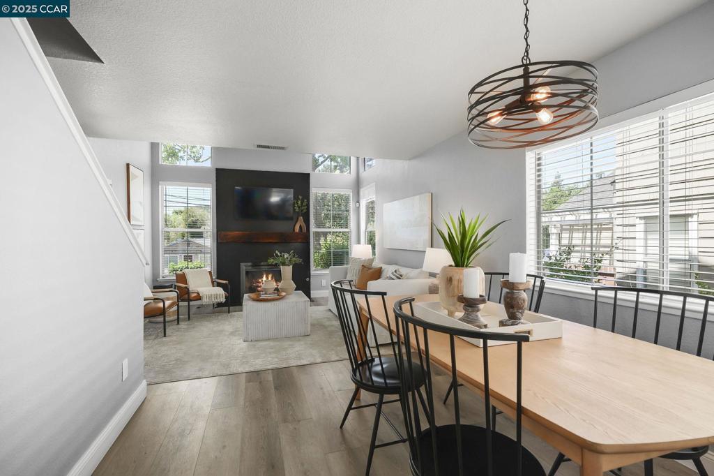 SHADOWBROOK - Residential