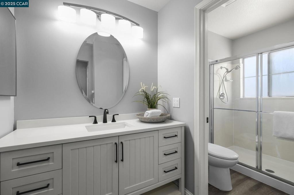 SHADOWBROOK - Residential