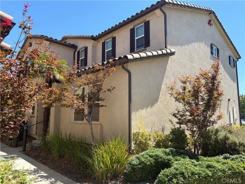Photo of 20509 Hazelnut Court, Saugus, CA 91350 (MLS # PI26185805)