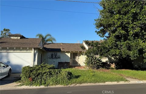 Photo of 9821 Stanford Ave, Garden Grove, CA 92841 (MLS # OC26004037)