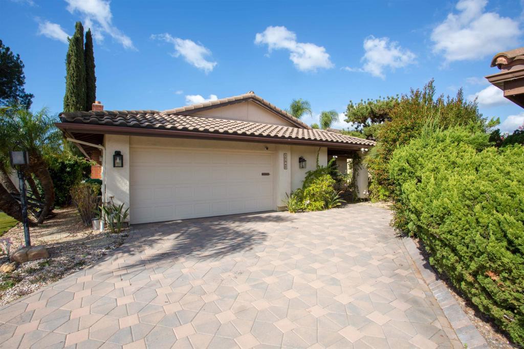 17547 Plaza Karena