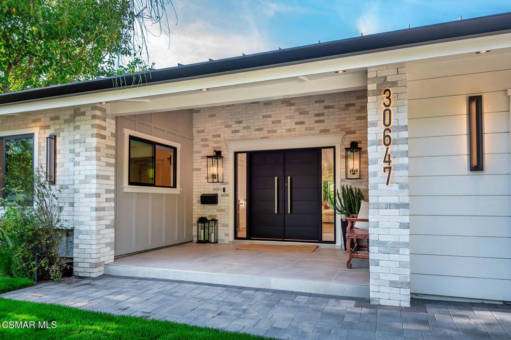 Photo of 30647 La Sonora Drive, Malibu, CA 90265 (MLS # 226000948)