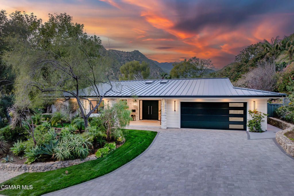 Photo of 30647 La Sonora Drive, Malibu, CA 90265 (MLS # 226000948)