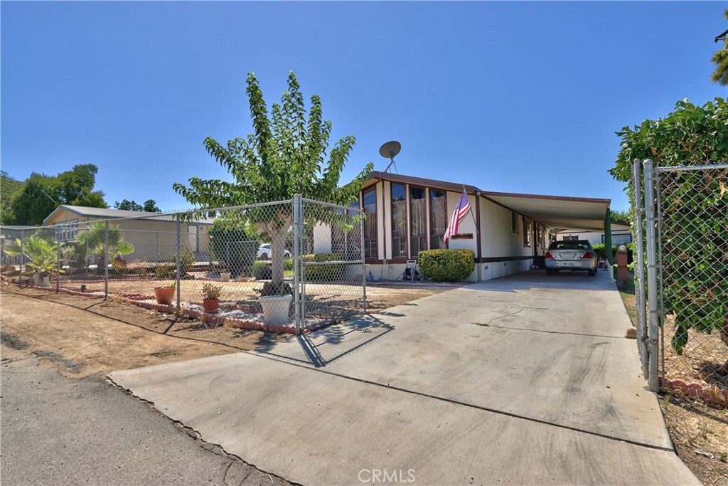 21869 Raynor