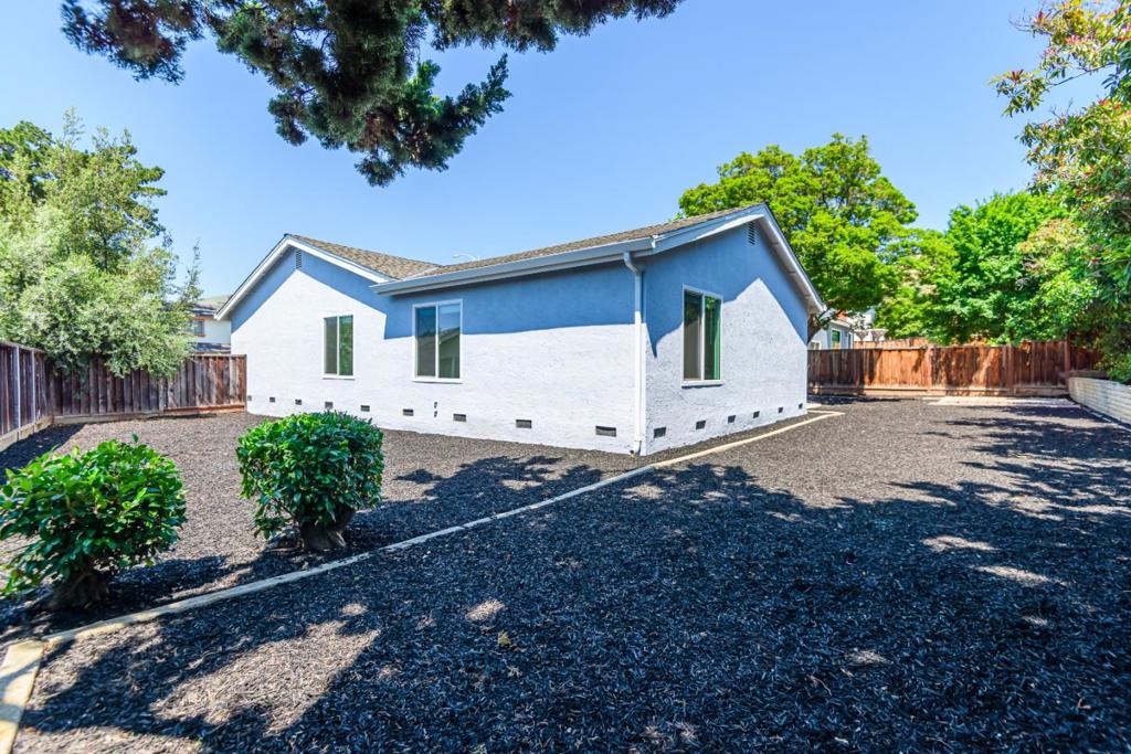 2222 Lacey Drive