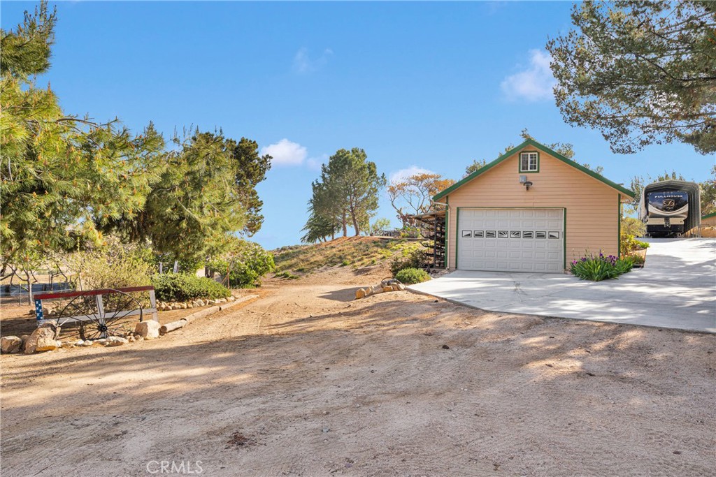 13633 Summit Valley Road