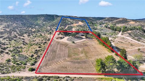 13633 Summit Valley Road Hesperia CA 92345