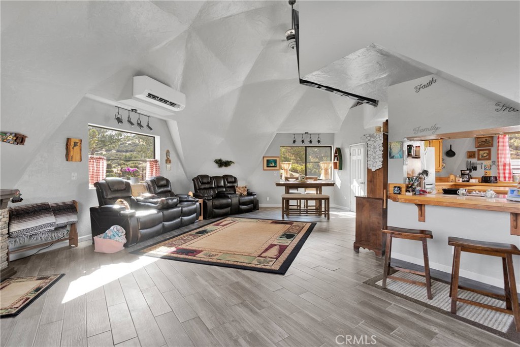 13633 Summit Valley Road