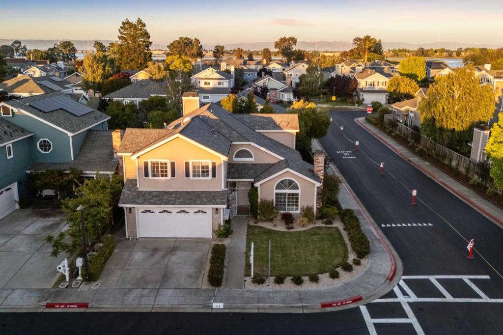 700 Bahama Lane