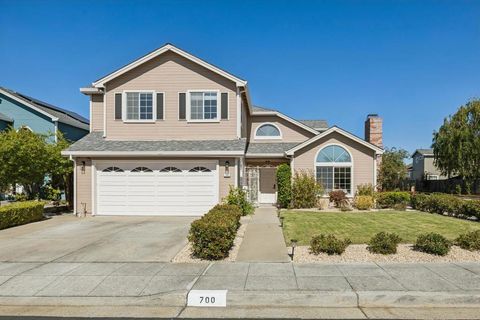 Photo of 700 Bahama Lane, Foster City, CA 94404 (MLS # ML82050780)