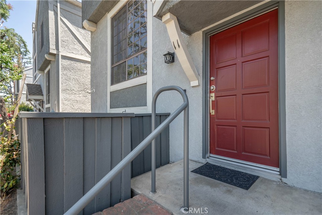 18100 Burbank Boulevard 11