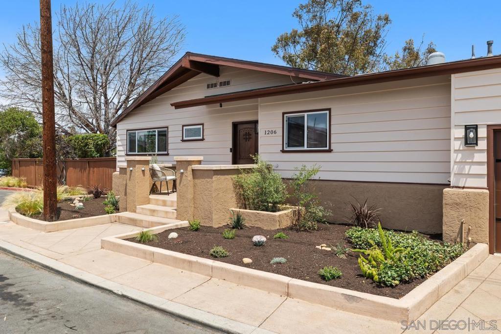 1206 Maryland Place