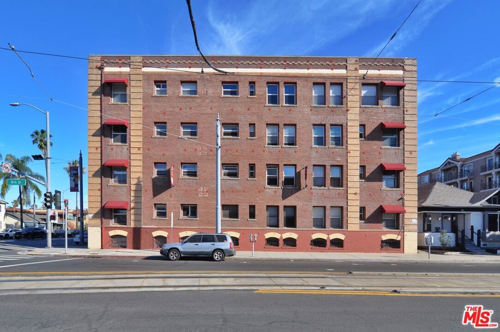 800 Pacific Avenue 401
