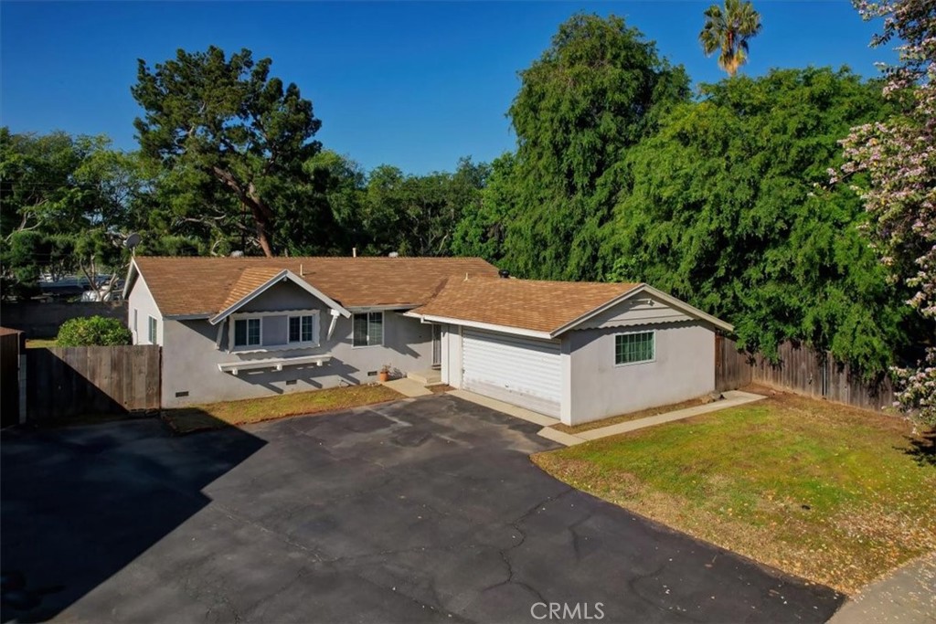 742 Lasena Court
