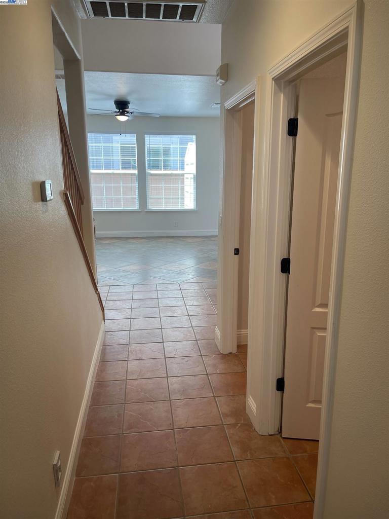 TRACY GARDENS - Residential