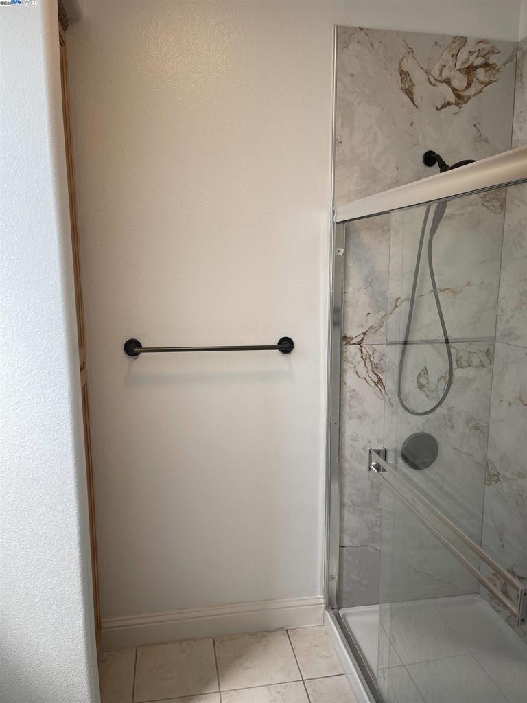 TRACY GARDENS - Residential