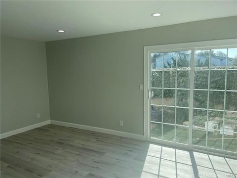 Photo of 806 Amigos Way, Newport Beach, CA 92660 (MLS # PW25236367) Photo of 806 Amigos Way, Newport Beach, CA 92660 (MLS # PW25236367)