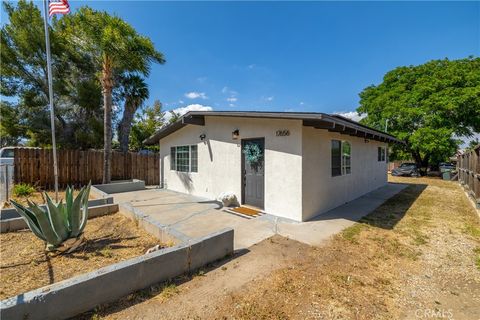 Photo of 17656 Brightman Ave, Lake Elsinore, CA 92530 (MLS # SW26089624)