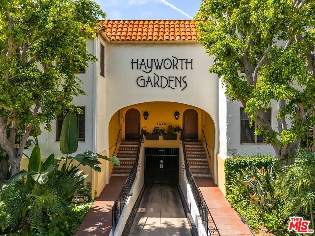 Photo of 1345 N Hayworth Avenue #1, West Hollywood, CA 90046 (MLS # 26656855)