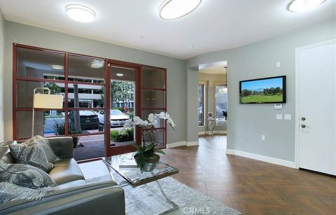 27 Vantis A Aliso Viejo CA 92656