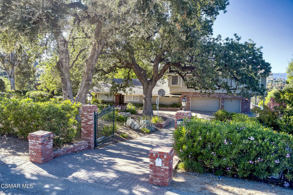 22101 Mulholland Drive