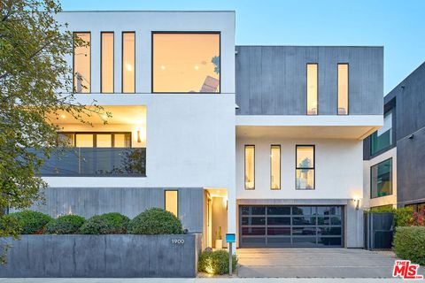 1900 Penmar Avenue Venice CA 90291