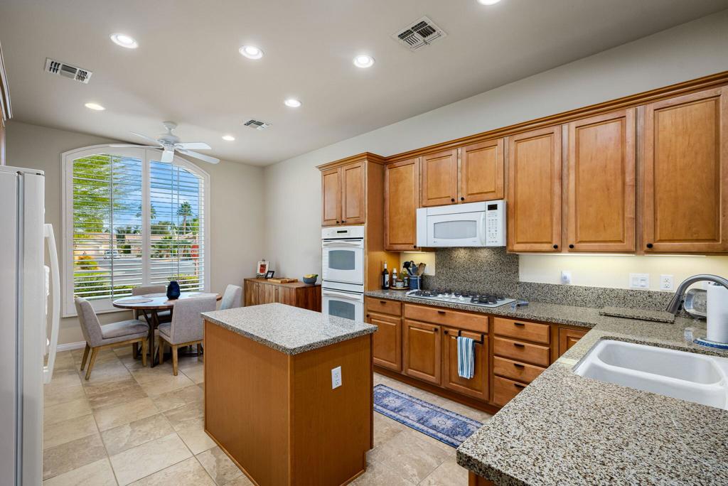 Sun City Shadow Hills (30921) - Residential