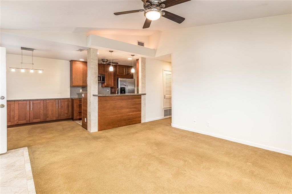 listing image 130729937746173987864