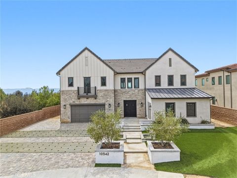 10542 Wood Briar Court Chatsworth CA 91311